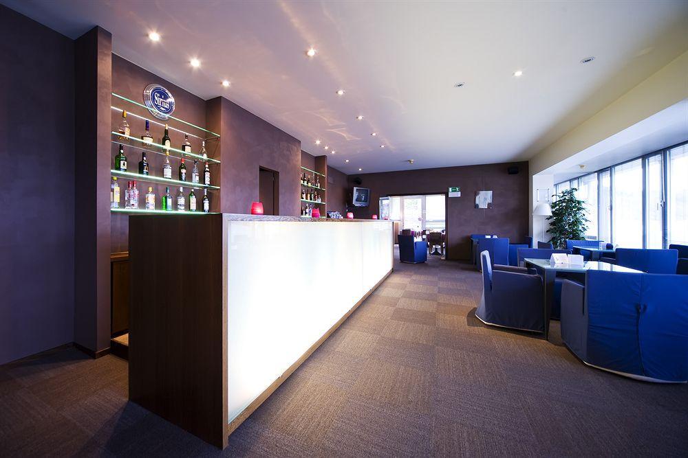 Hotel Sirius Юи Екстериор снимка
